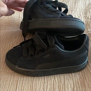 Puma Black Suede Sneakers Low-Top Monochrome